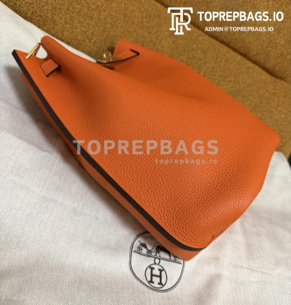 i1774762066085_3155_0_2 Hermes Kelly Bucket in Orange