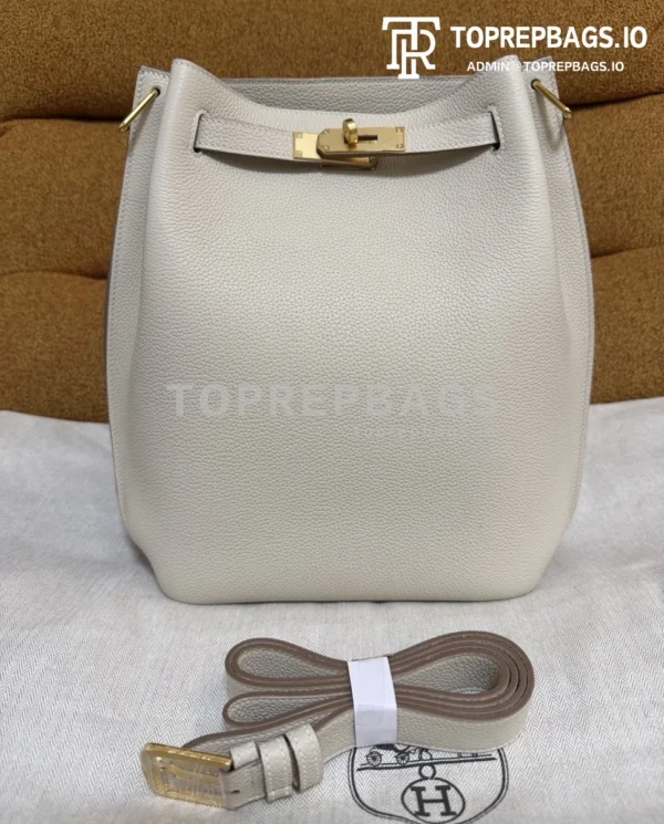 i1774762114635_2887_0_0 Hermes Kelly Bucket in White
