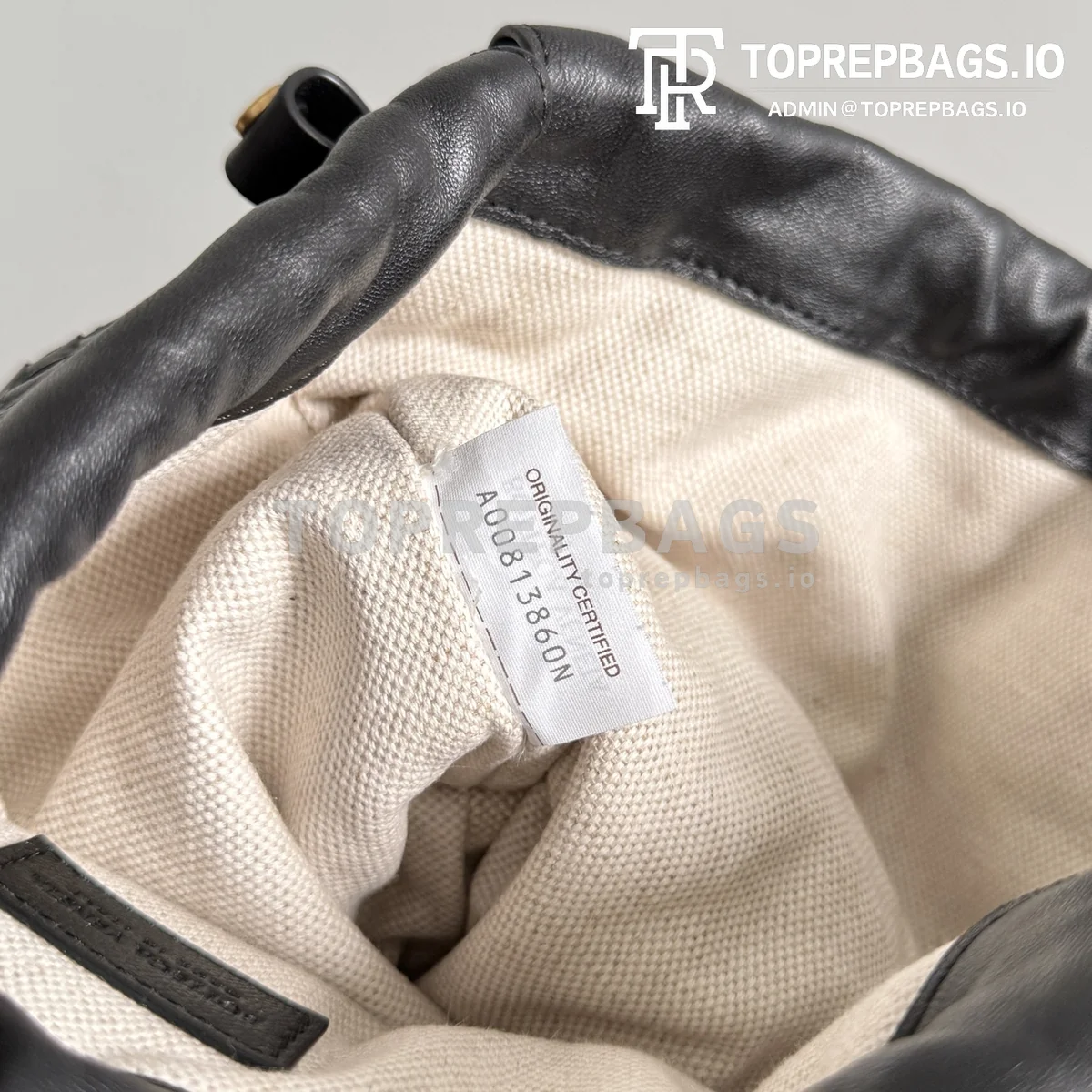 i1774850547556_6813_0_5 Bottega Veneta Dustbag in Black