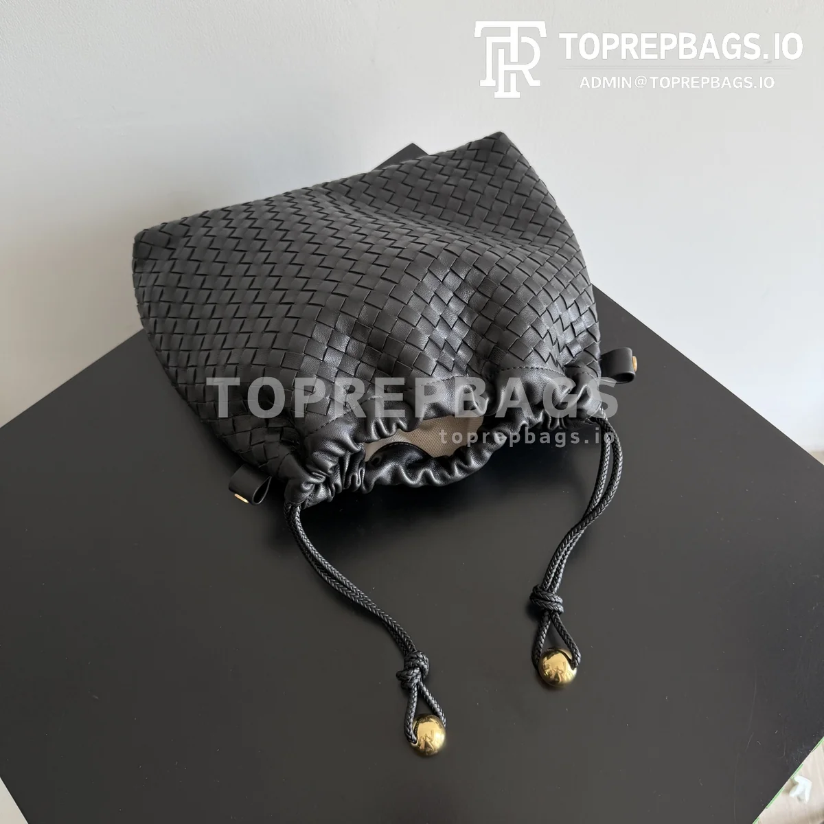 i1774850622344_552_0_8 Bottega Veneta Dustbag in Black