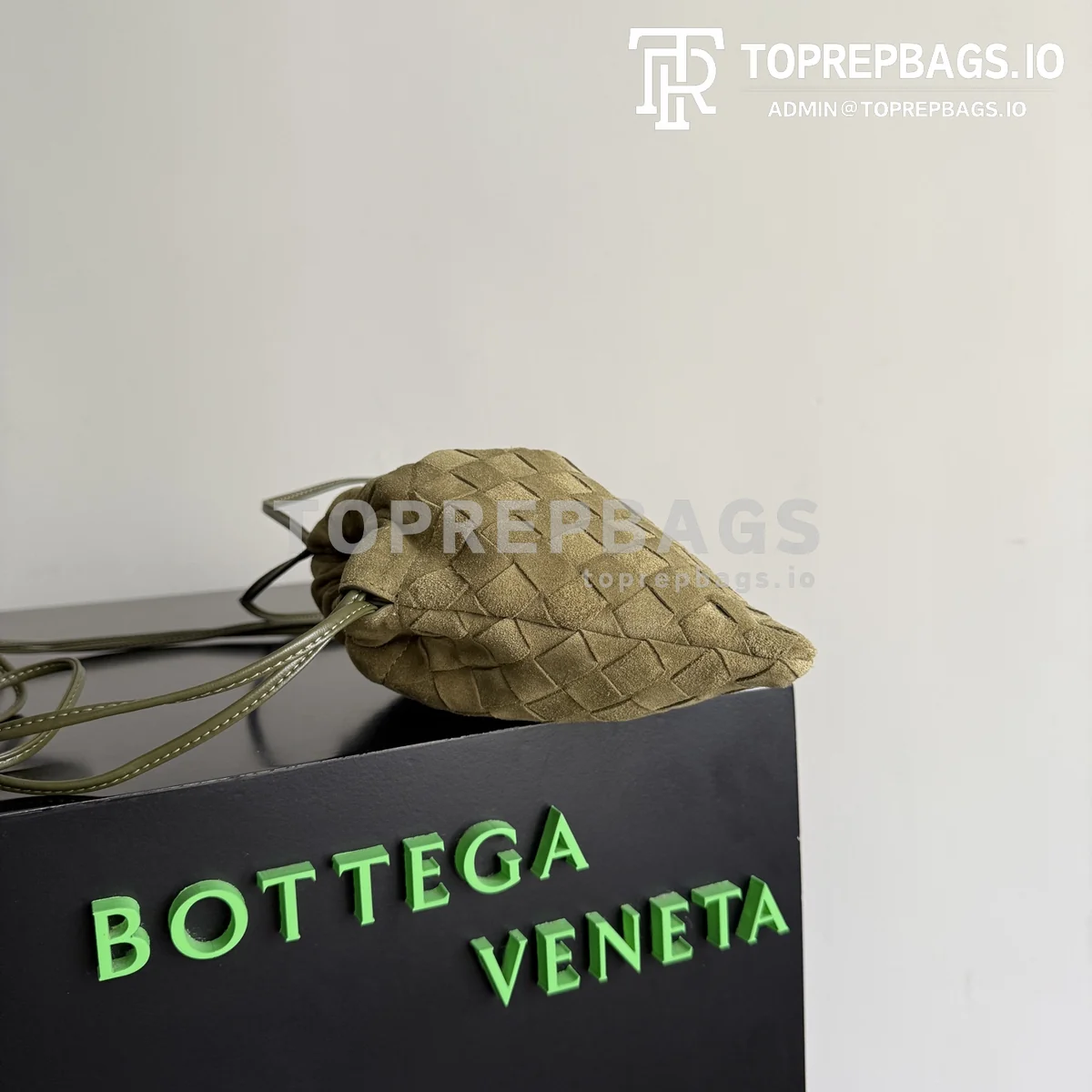 Bottega Veneta Dustbag Mini in Green