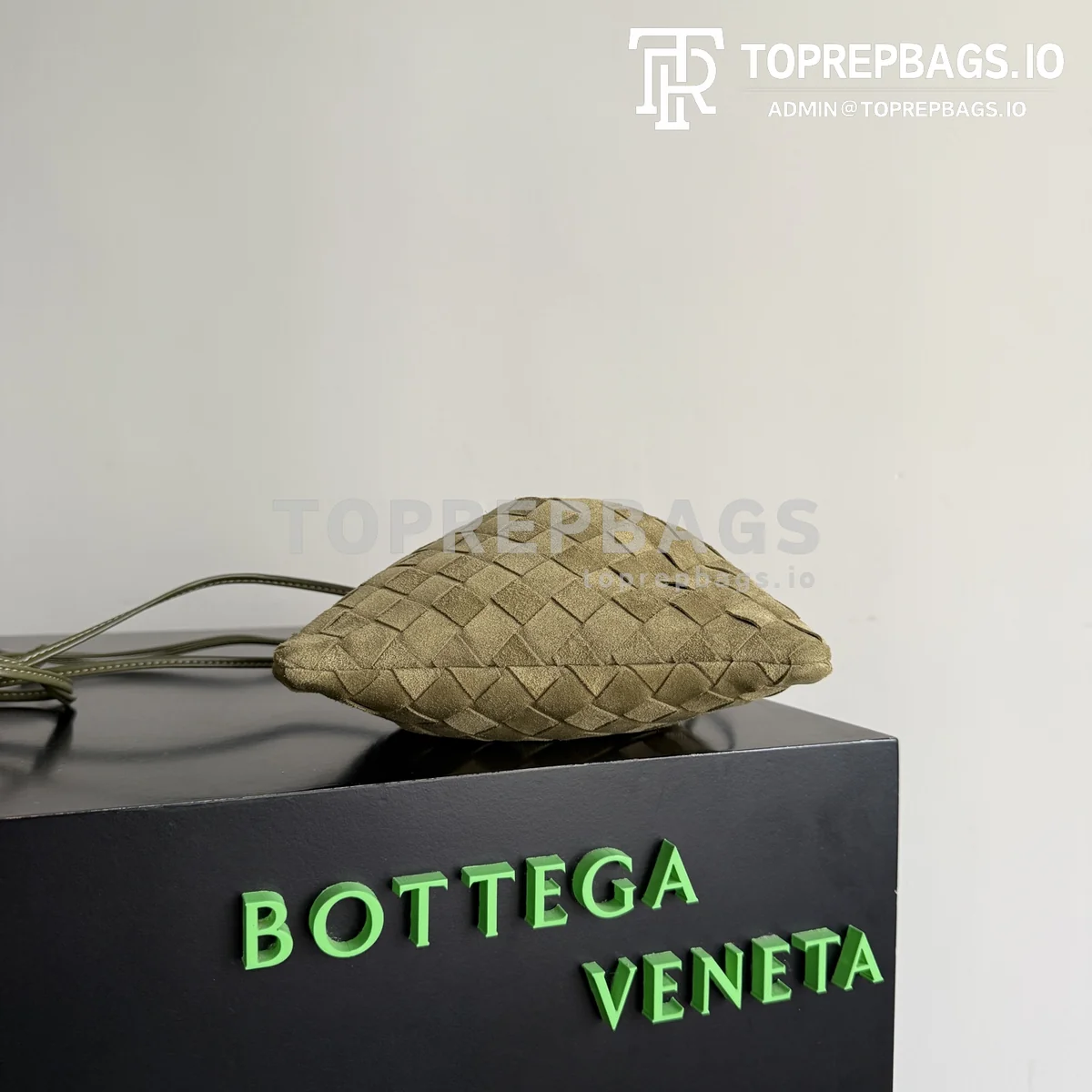 i1774949282062_2445_0_2 Bottega Veneta Dustbag Mini in Green
