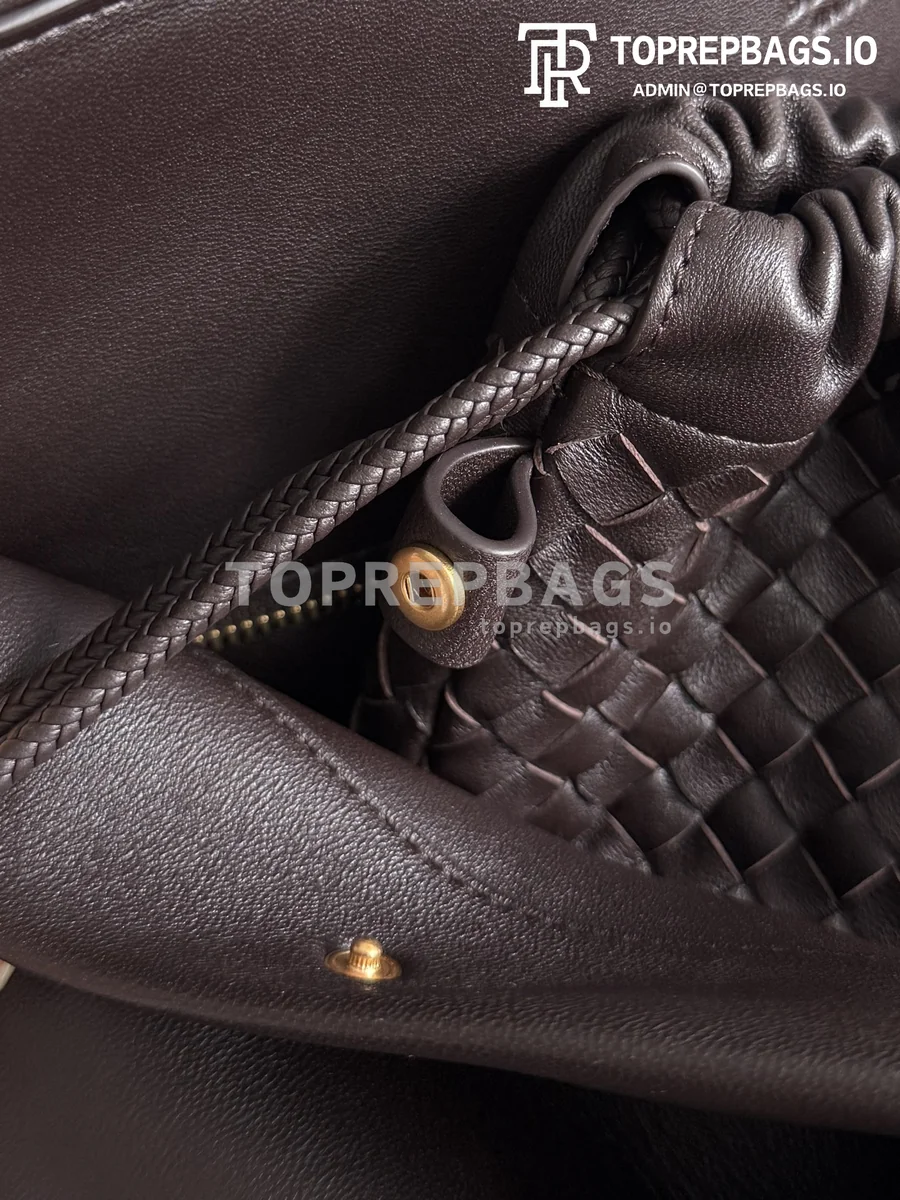 i1774949671695_1661_0_6 Bottega Veneta Barbara in Brown