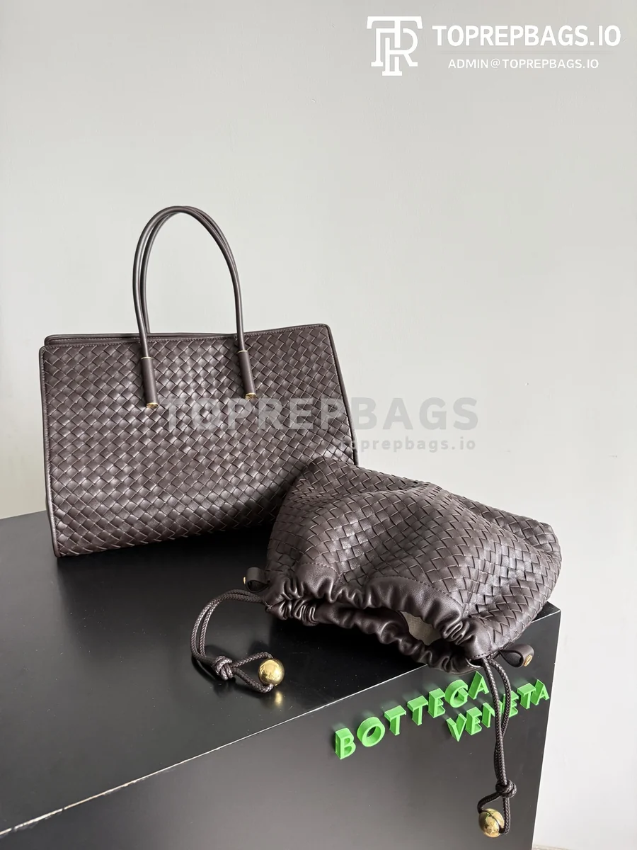 i1774949671926_3171_0_1 Bottega Veneta Barbara in Brown