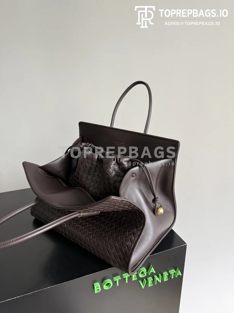 i1774949673717_7355_0_3 Bottega Veneta Barbara in Brown