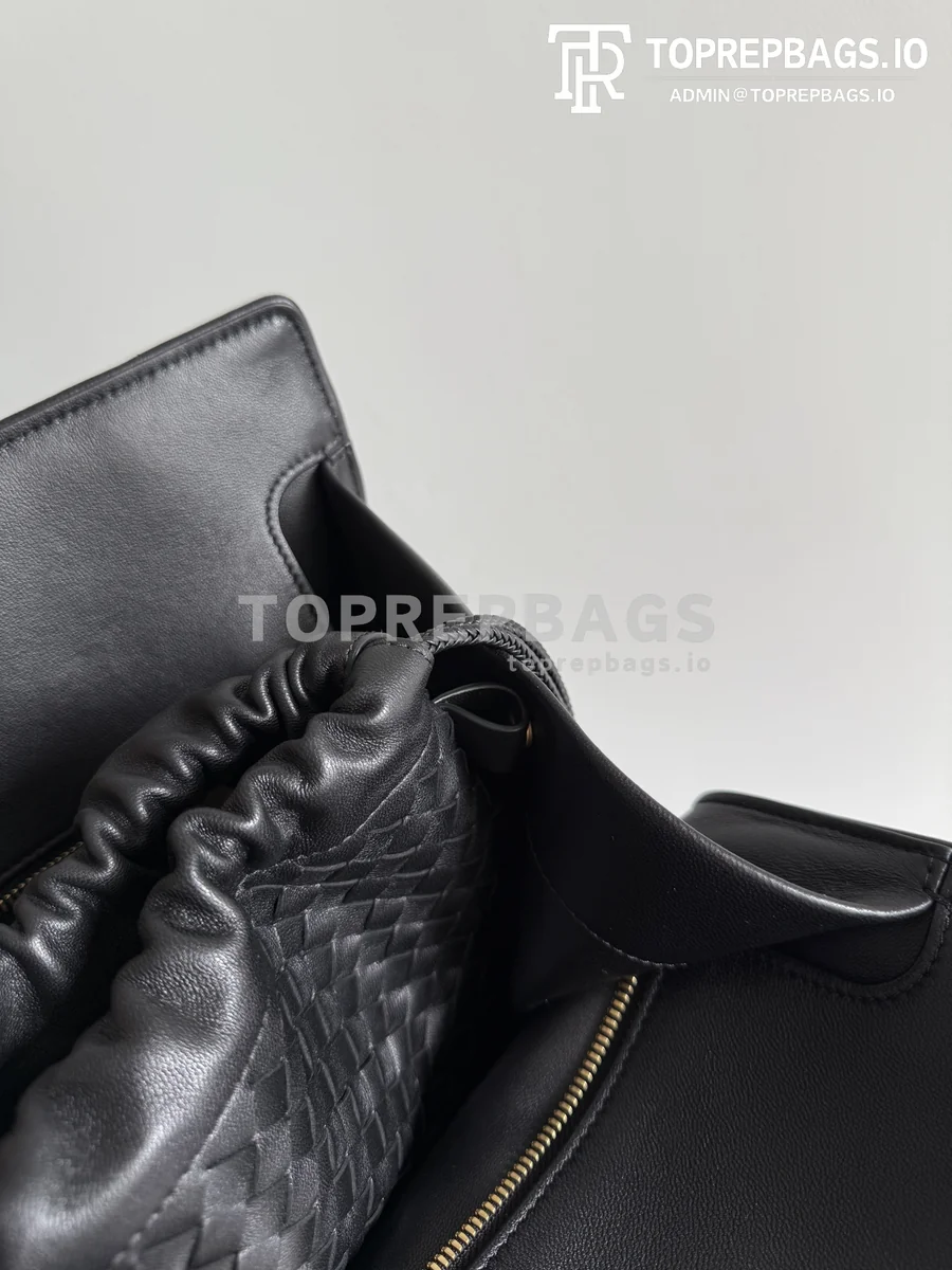 i1774949703595_6543_0_6 Bottega Veneta Barbara in Black
