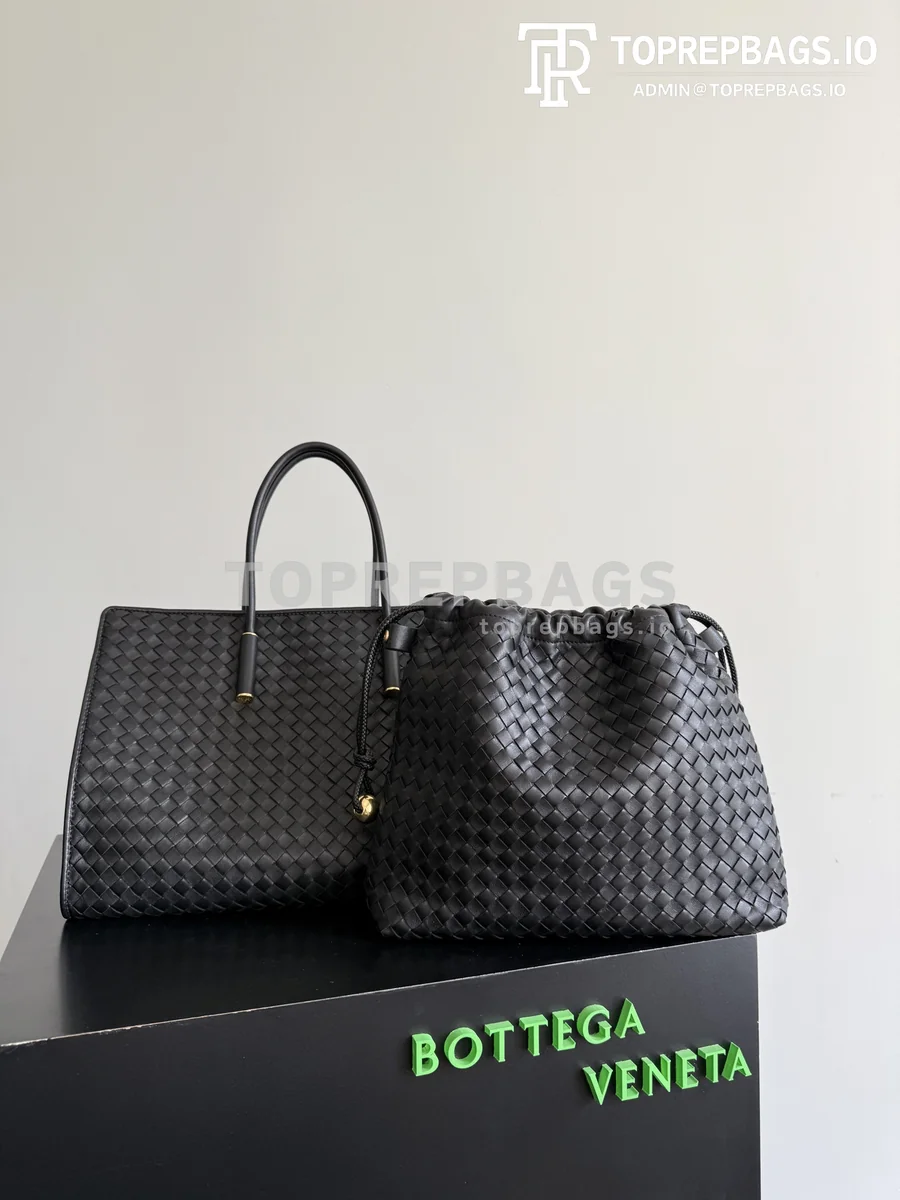 i1775015759209_9145_0_0 Bottega Veneta Barbara in Black