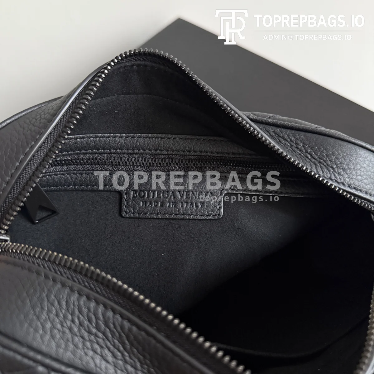 i1776069304300_8252_0_6 Bottega Veneta Handbag Camera Bag in Black