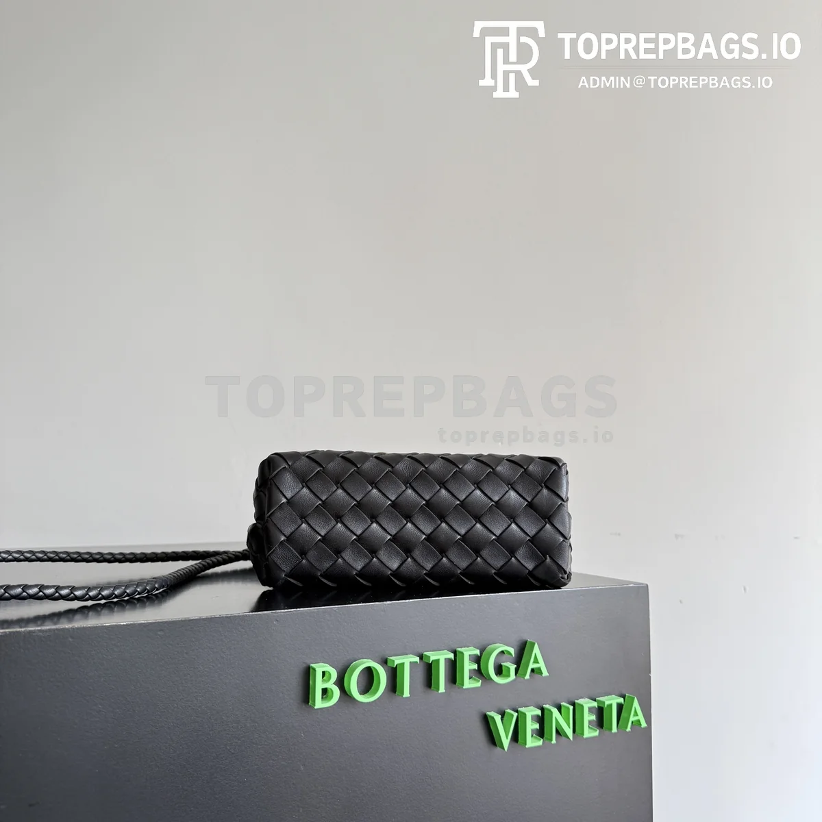 i1776681823874_5707_0_4 Bottega Veneta Mini Andiamo in Black