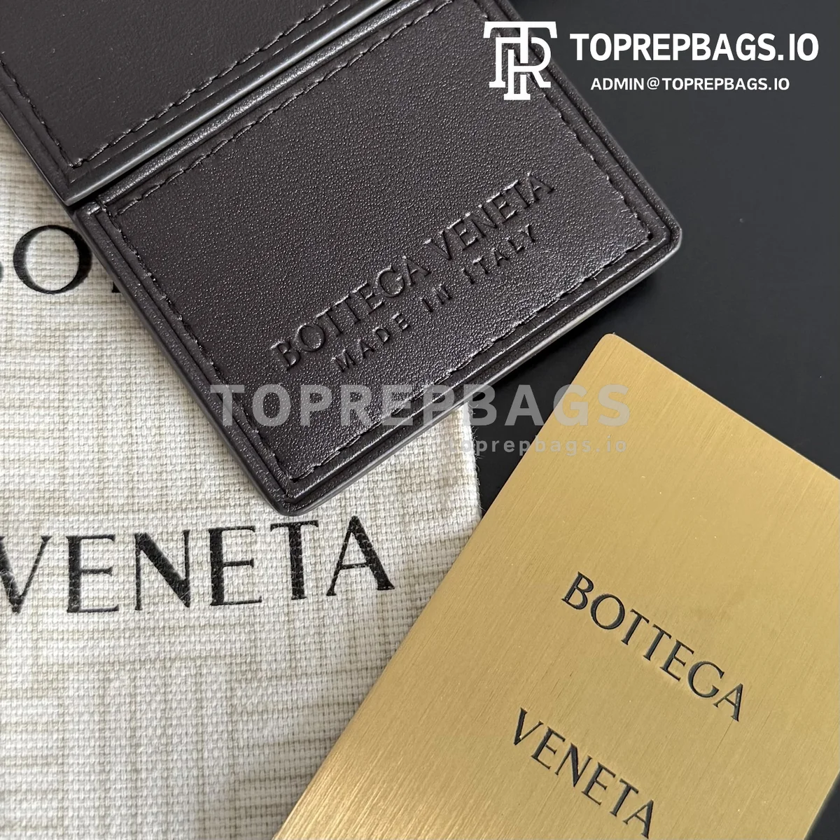 i1777703424726_4396_0_3 Bottega Veneta Andiamo Mini in Brown
