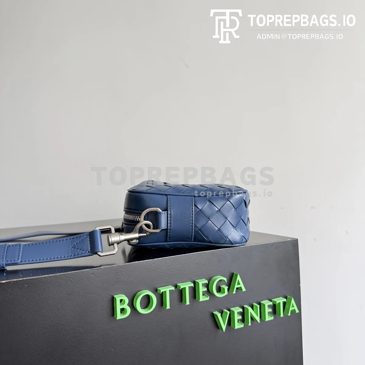 Bottega Veneta Intrecciato Small Camera Bag in Blue
