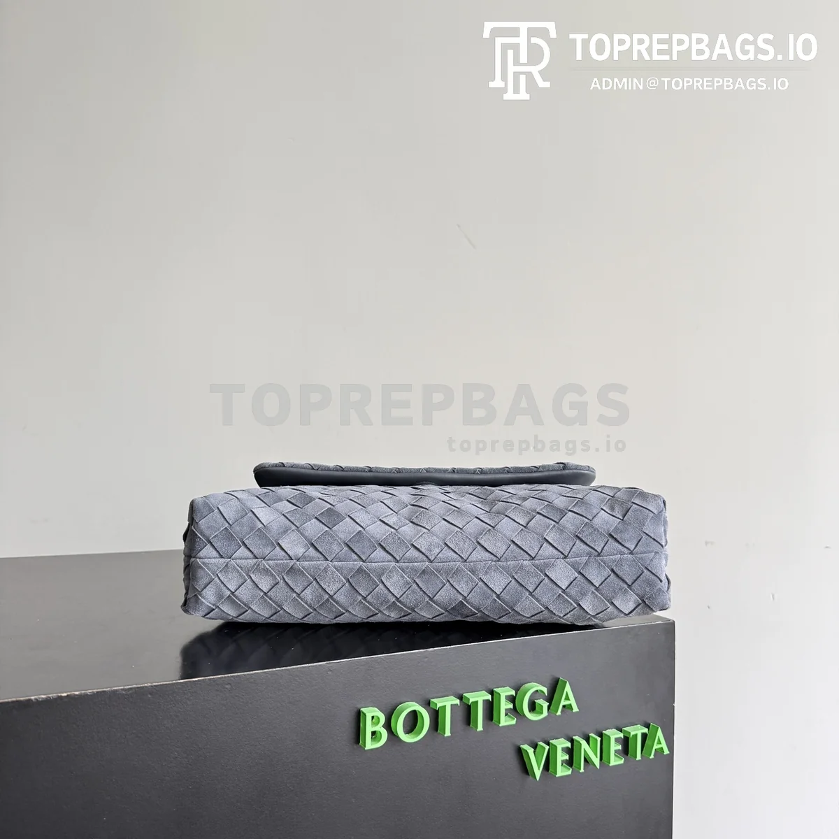 i1777712801317_1536_0_3 Bottega Veneta Dustbag Giorno in Blue