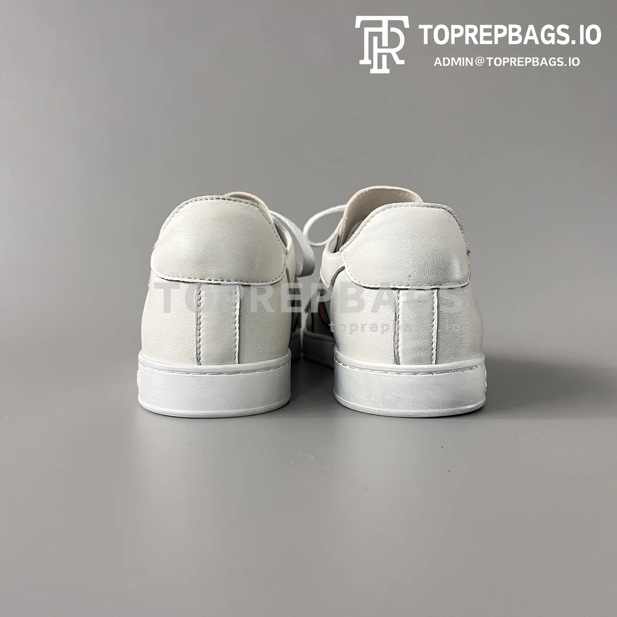 i1777819161968_7955_0_4 Gucci La Famiglia in White