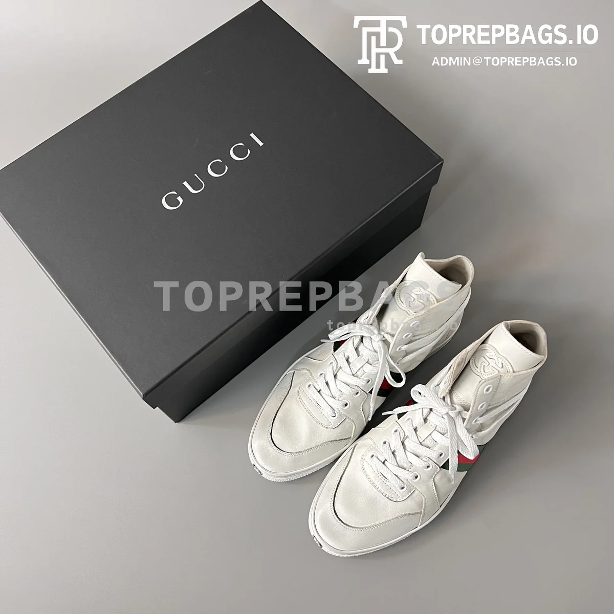 i1777819706864_1515_0_8 Gucci La Famiglia in White