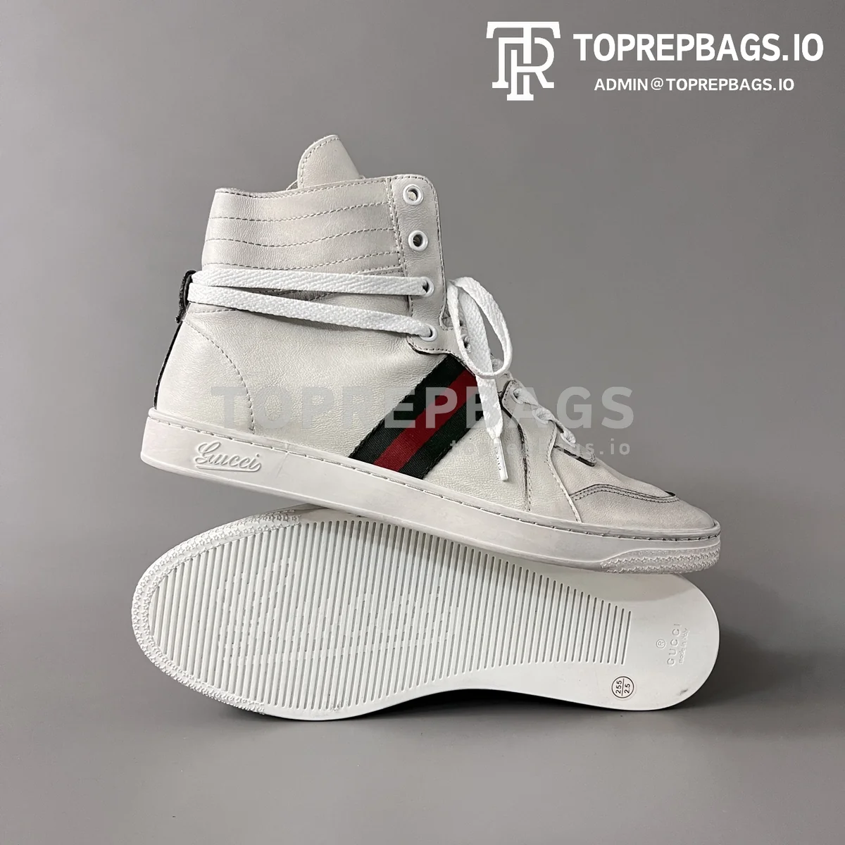 i1777819707407_2738_0_5 Gucci La Famiglia in White