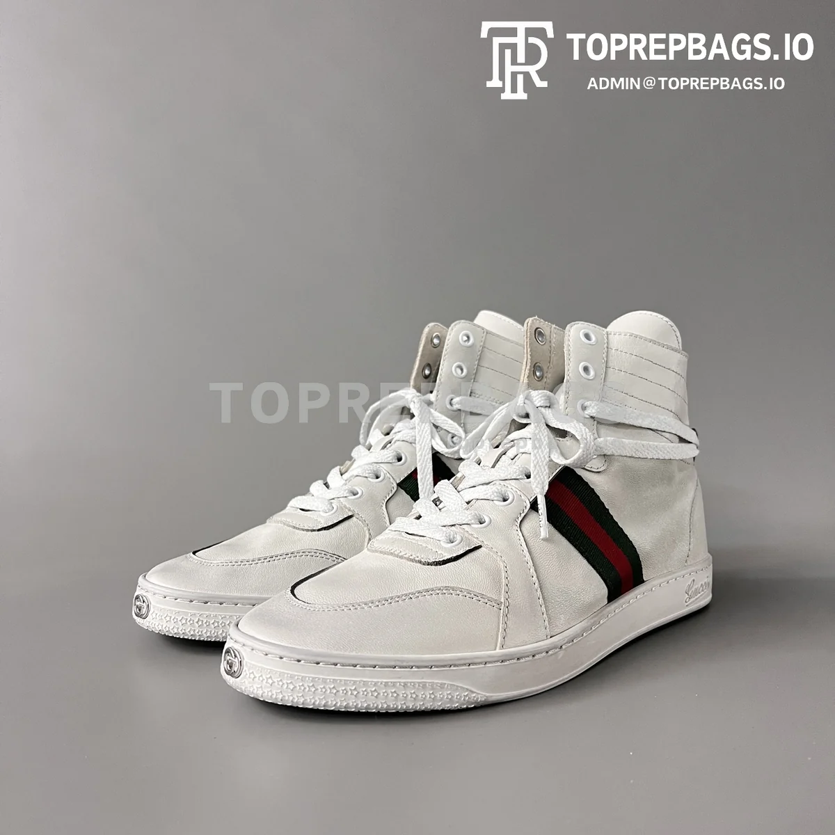 i1777819707452_9610_0_0 Gucci La Famiglia in White