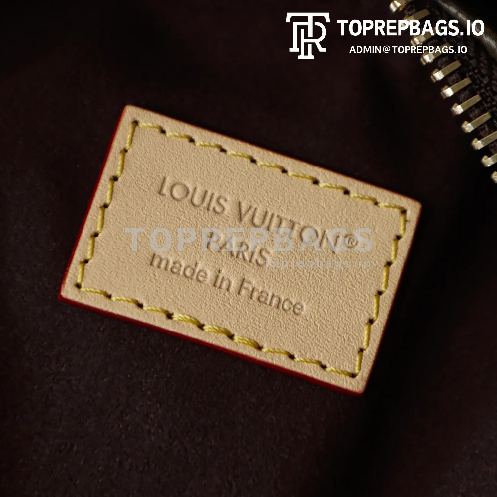 i1777973202599_7207_0_8 Louis Vuitton Pochette Hills in Brown