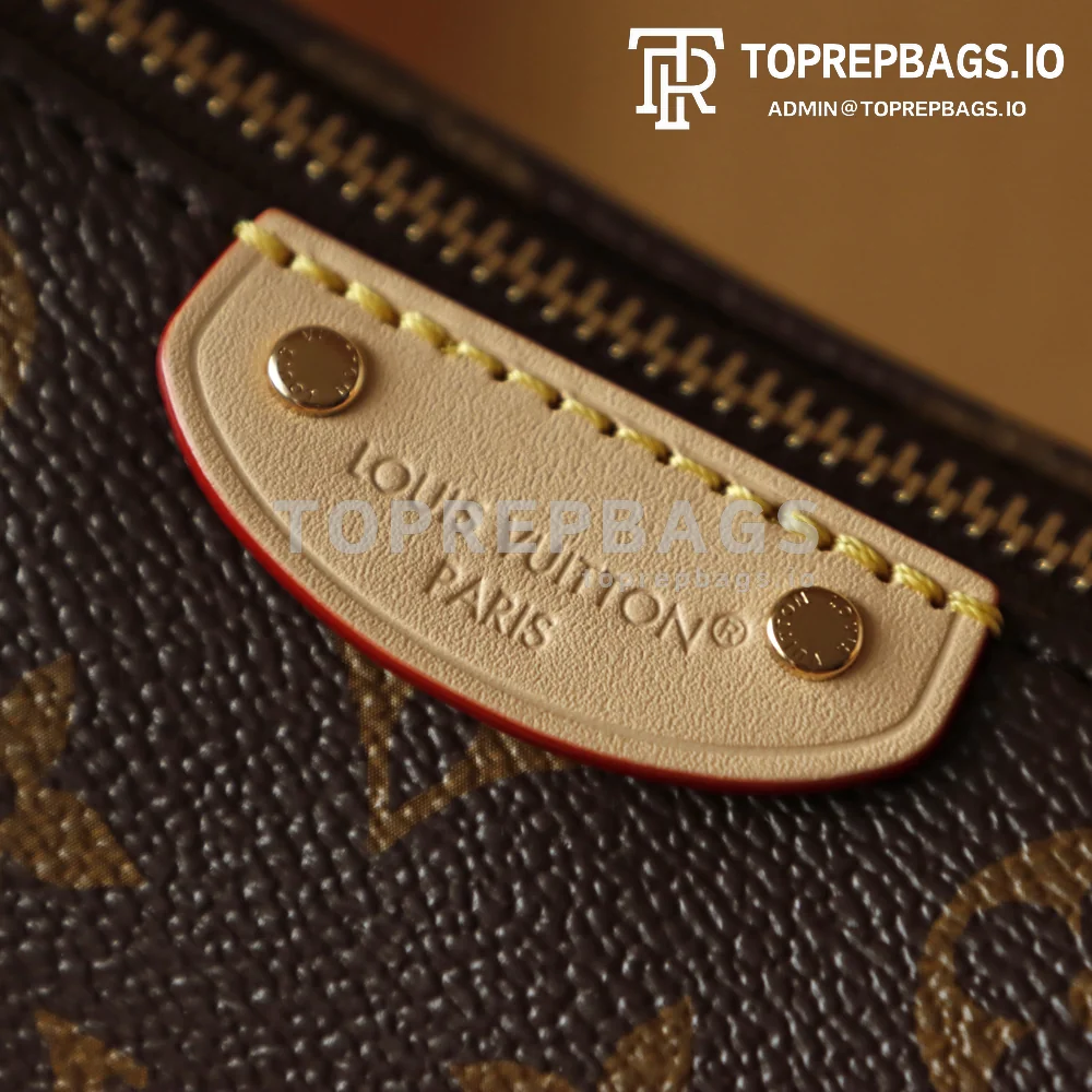 i1777973242685_171_0_9 Louis Vuitton Pochette Hills in Brown