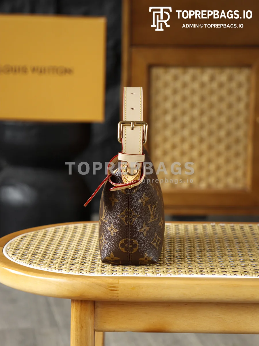 i1777973309733_6347_0_1 Louis Vuitton Pochette Hills in Brown