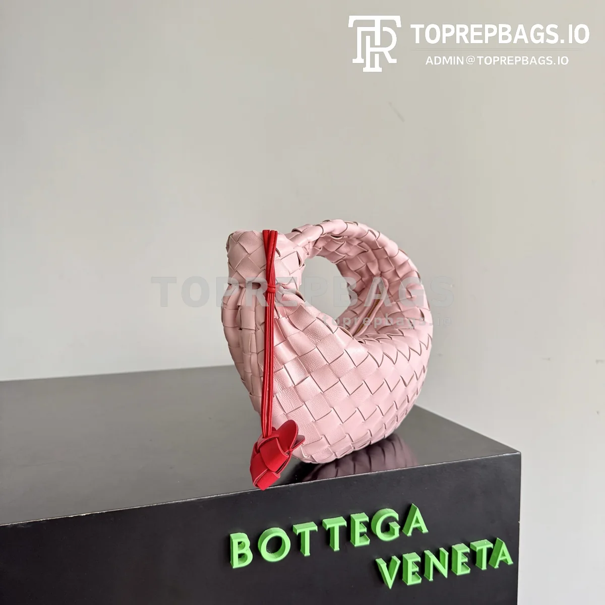 i1778497265664_5617_0_3 Bottega Veneta Mini Jodie in Pink