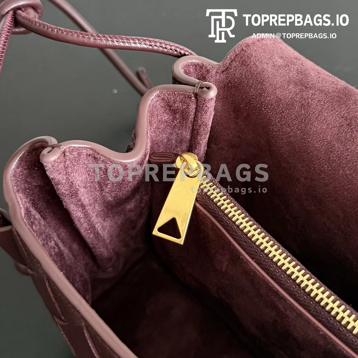 i1778497646476_1752_0_7 Bottega Veneta Notturno in Burgundy
