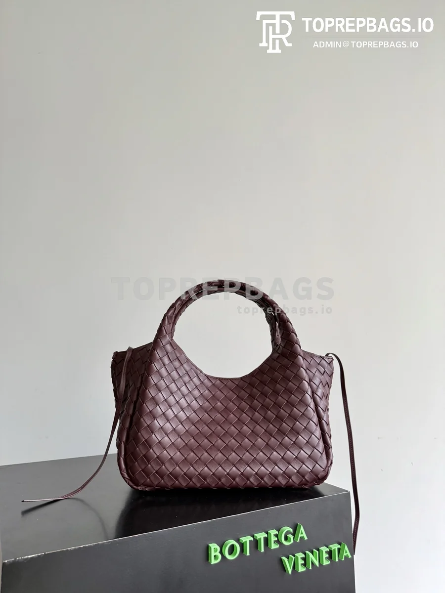 i1778497711600_7014_0_6 Bottega Veneta Campana in Burgundy
