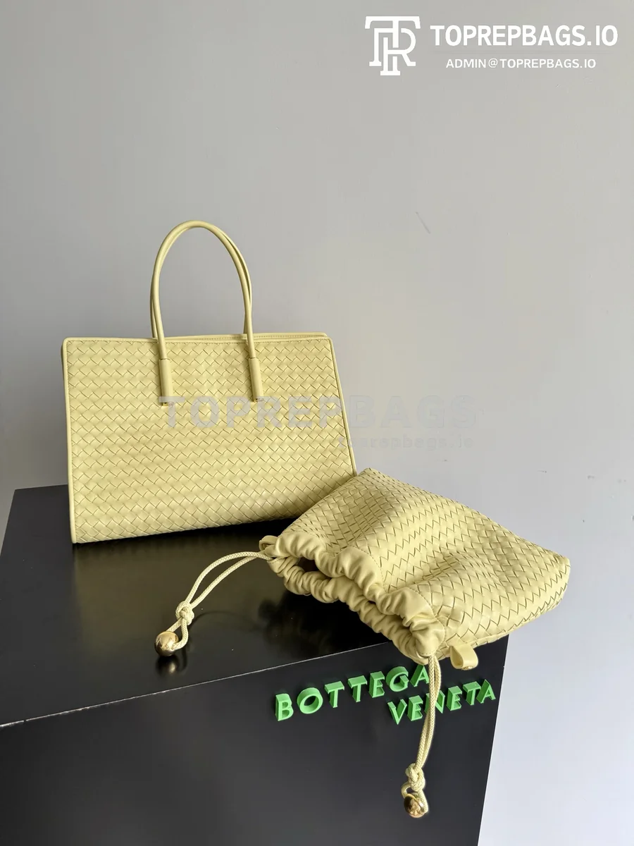 i1778497894871_7307_0_2 Bottega Veneta Barbara in Yellow