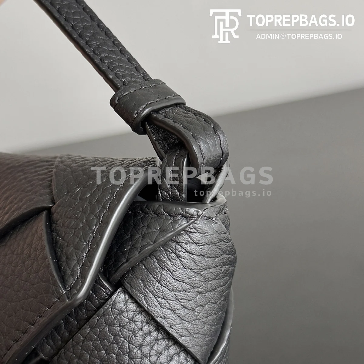 i1778669676346_1767_0_3 Bottega Veneta Diago in Black