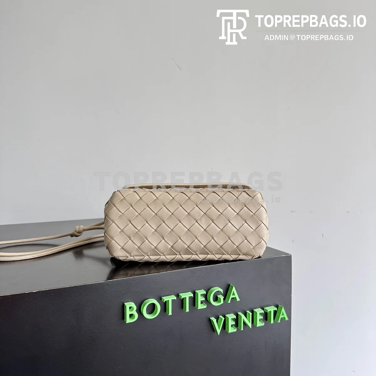 i1778669731480_8887_0_3 Bottega Veneta Notturno in Taupe