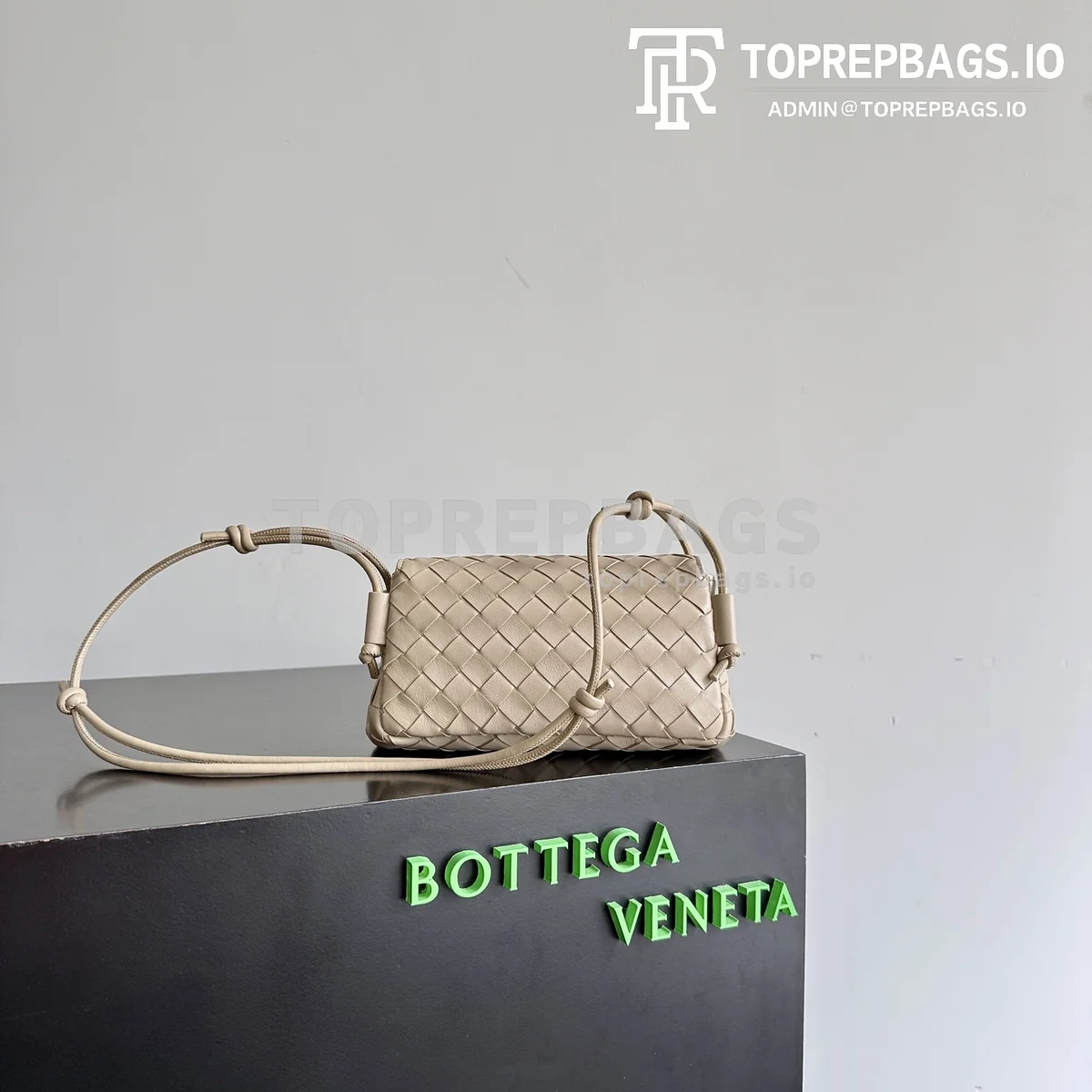 i1778669734123_2544_0_2 Bottega Veneta Notturno in Taupe