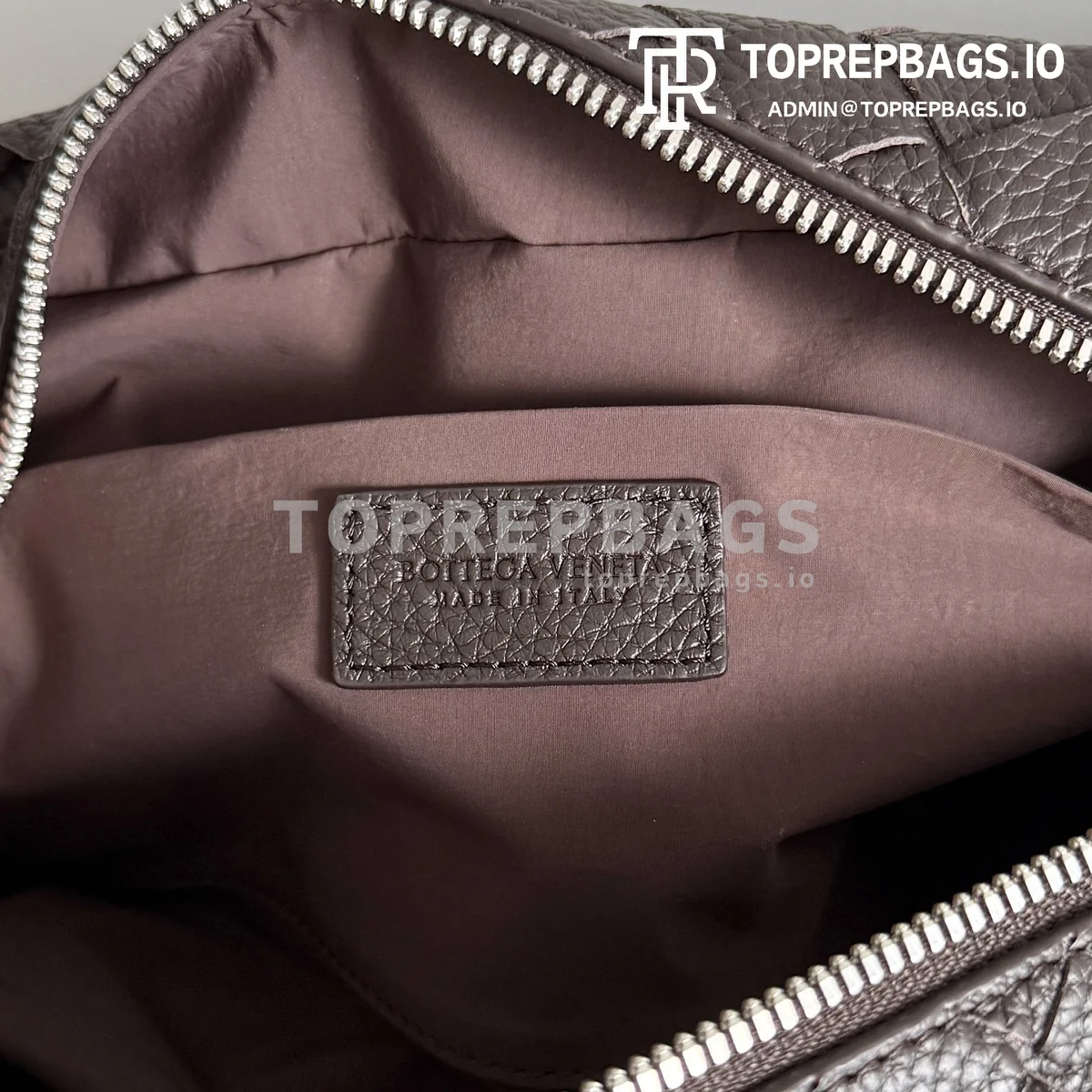 i1778669769451_3378_0_7 Bottega Veneta Intrecciato in Brown