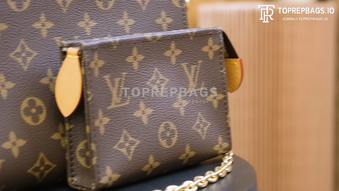 o1666944919_2366 Louis Vuitton Toiletry 26 Small in Brown