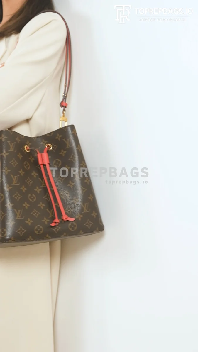 o1678362026_6495 Louis Vuitton NeoNoe MM Bucket in Brown