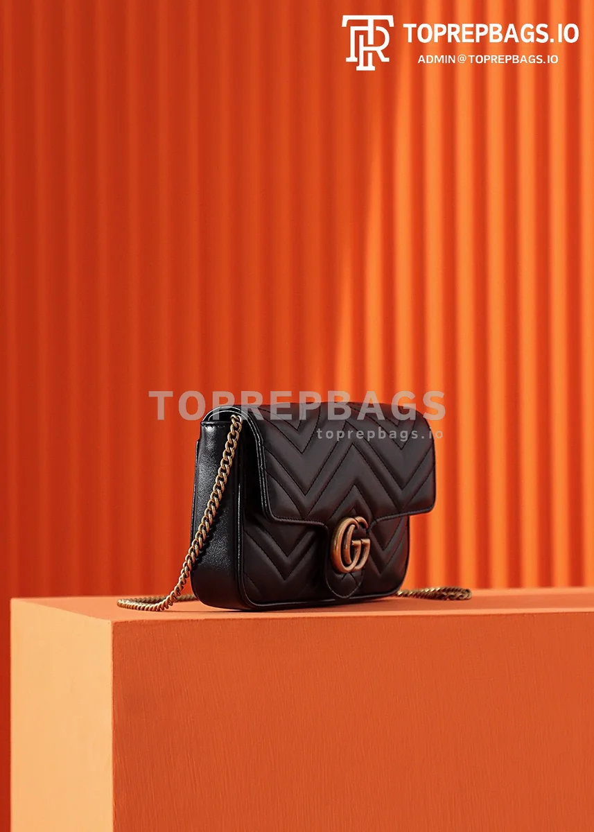 Gucci GG Marmont Mini in Black