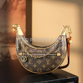 Louis Vuitton Loop Hobo in Brown