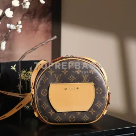 Louis Vuitton Boite Chapeau Souple in Brown
