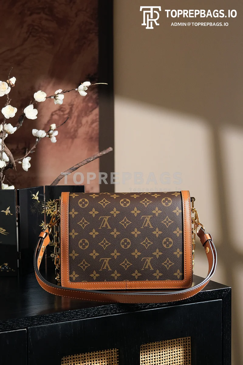 Louis Vuitton Dauphine MM in Brown