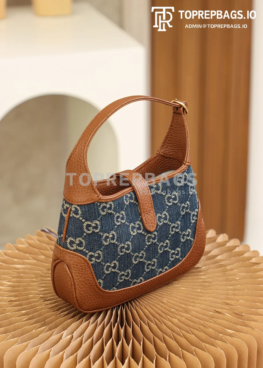 Gucci Jackie 1961 Mini in Blue