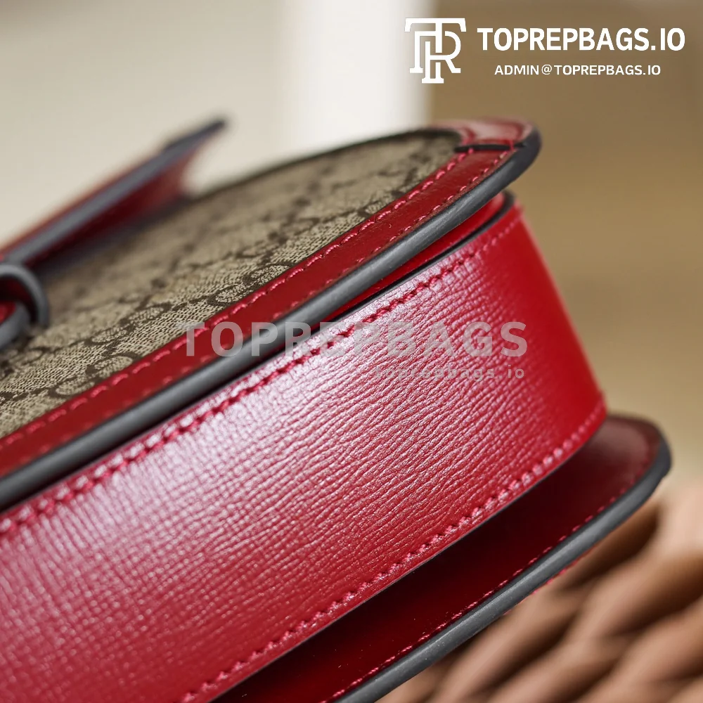 Gucci 1955 Horsebit Saddle in Beige