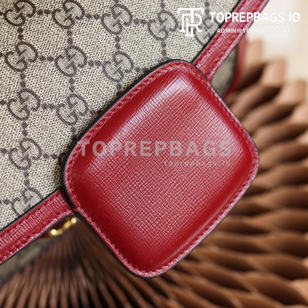 Gucci 1955 Horsebit Saddle in Beige