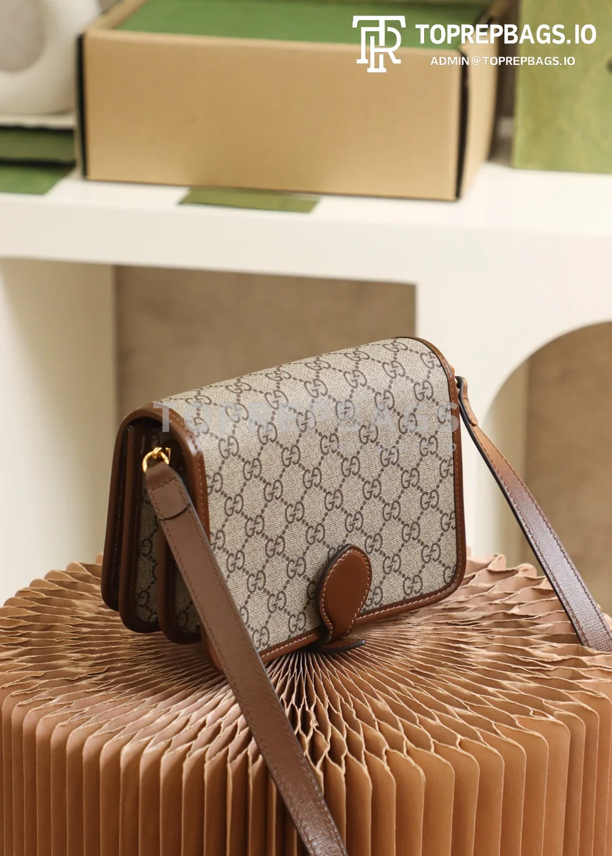 Gucci GG Retro Mini Messenger in Beige