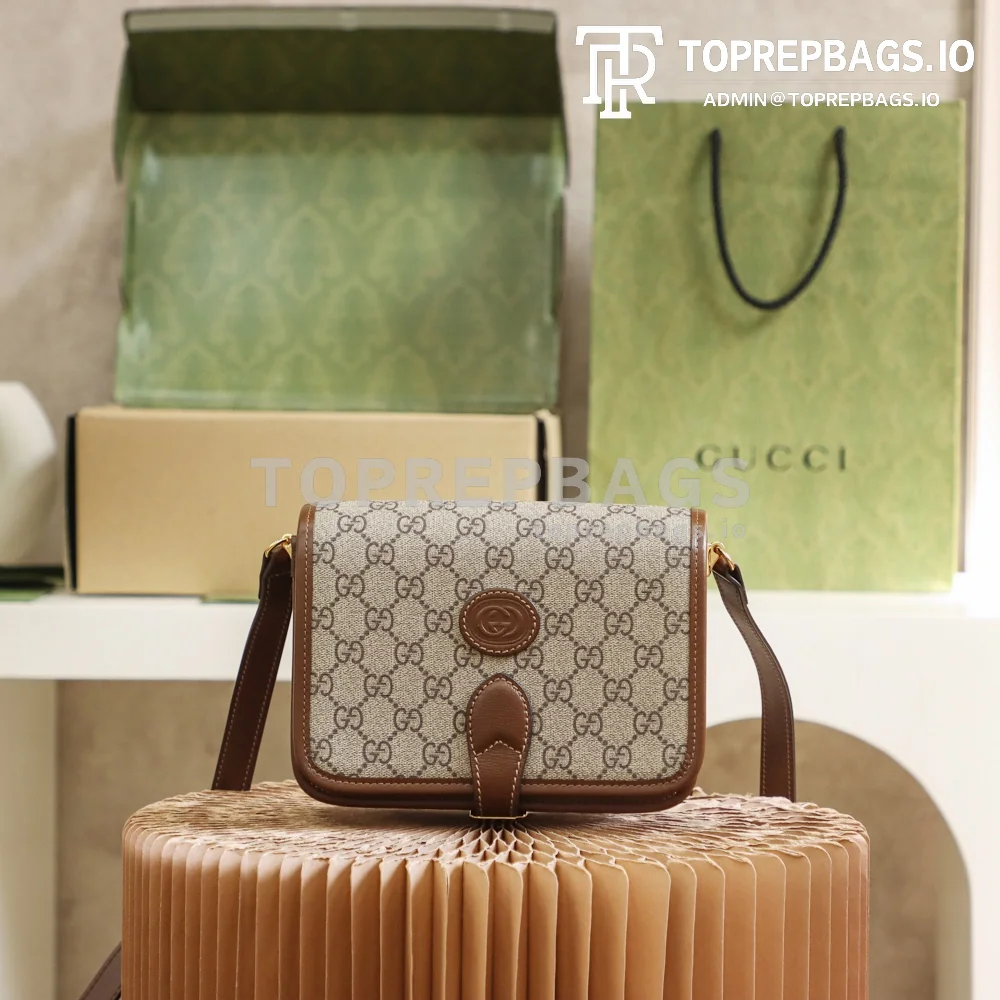 Gucci GG Retro Mini Messenger in Beige