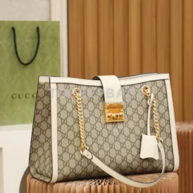 Gucci Padlock Medium in Beige