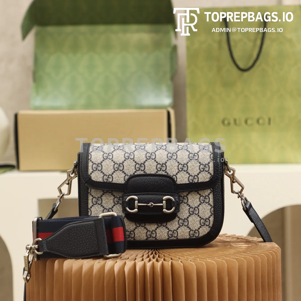 Gucci 1955 Horsebit Saddle in Beige