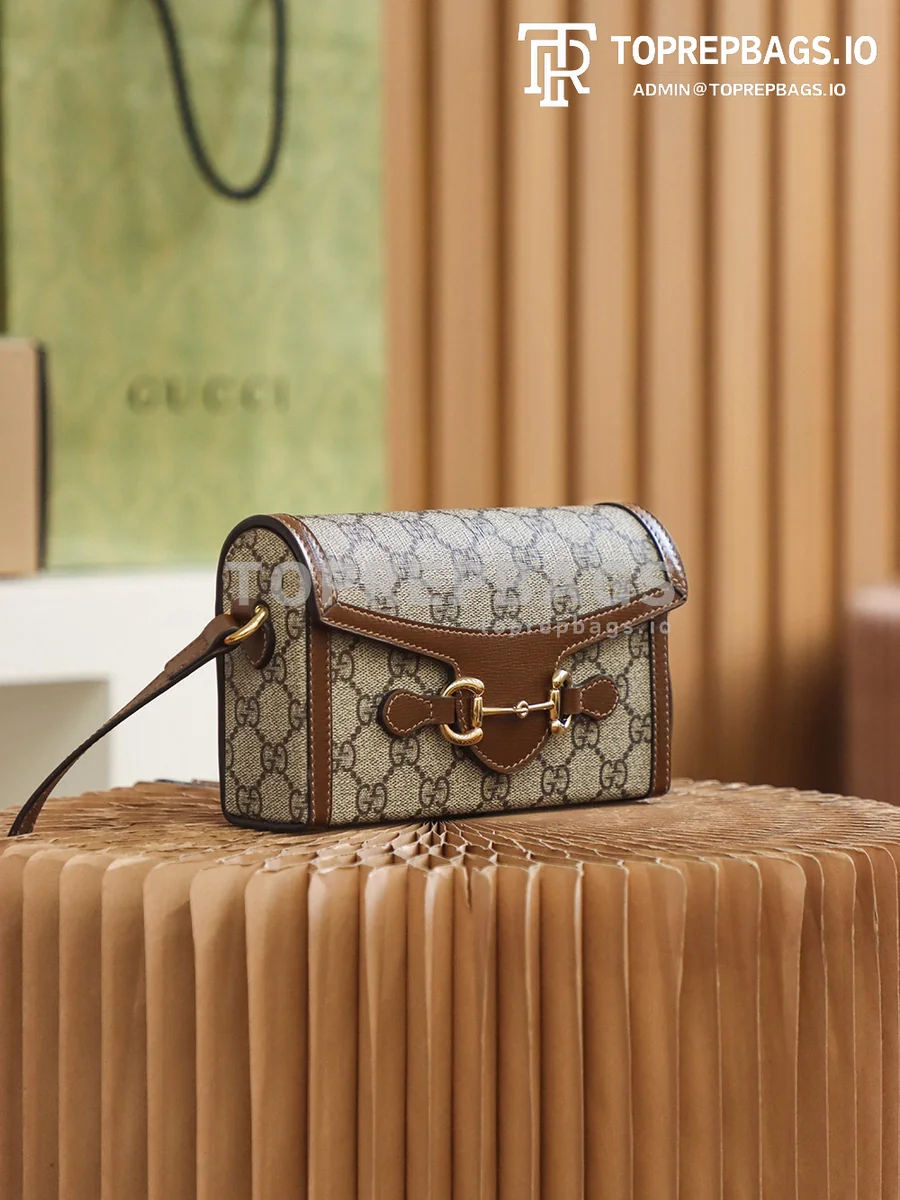 Gucci 1955 Horsebit in Beige