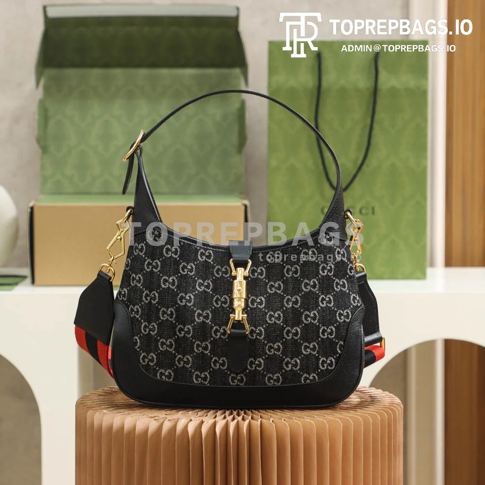 Gucci Jackie 1961 in Black
