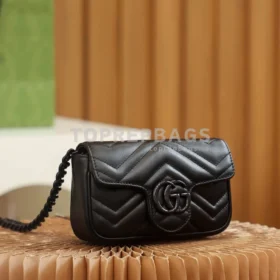 Gucci GG Marmont Super Mini in Black