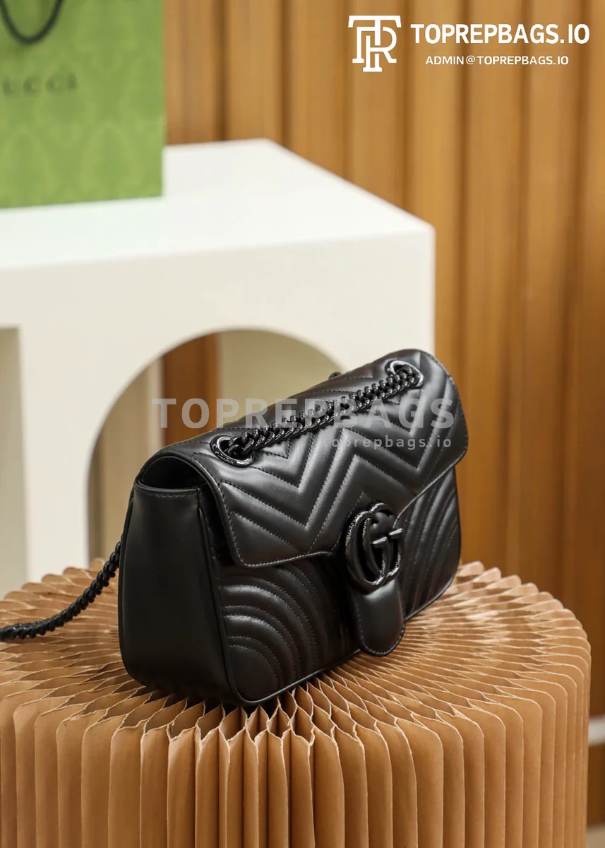 Gucci GG Marmont in Black