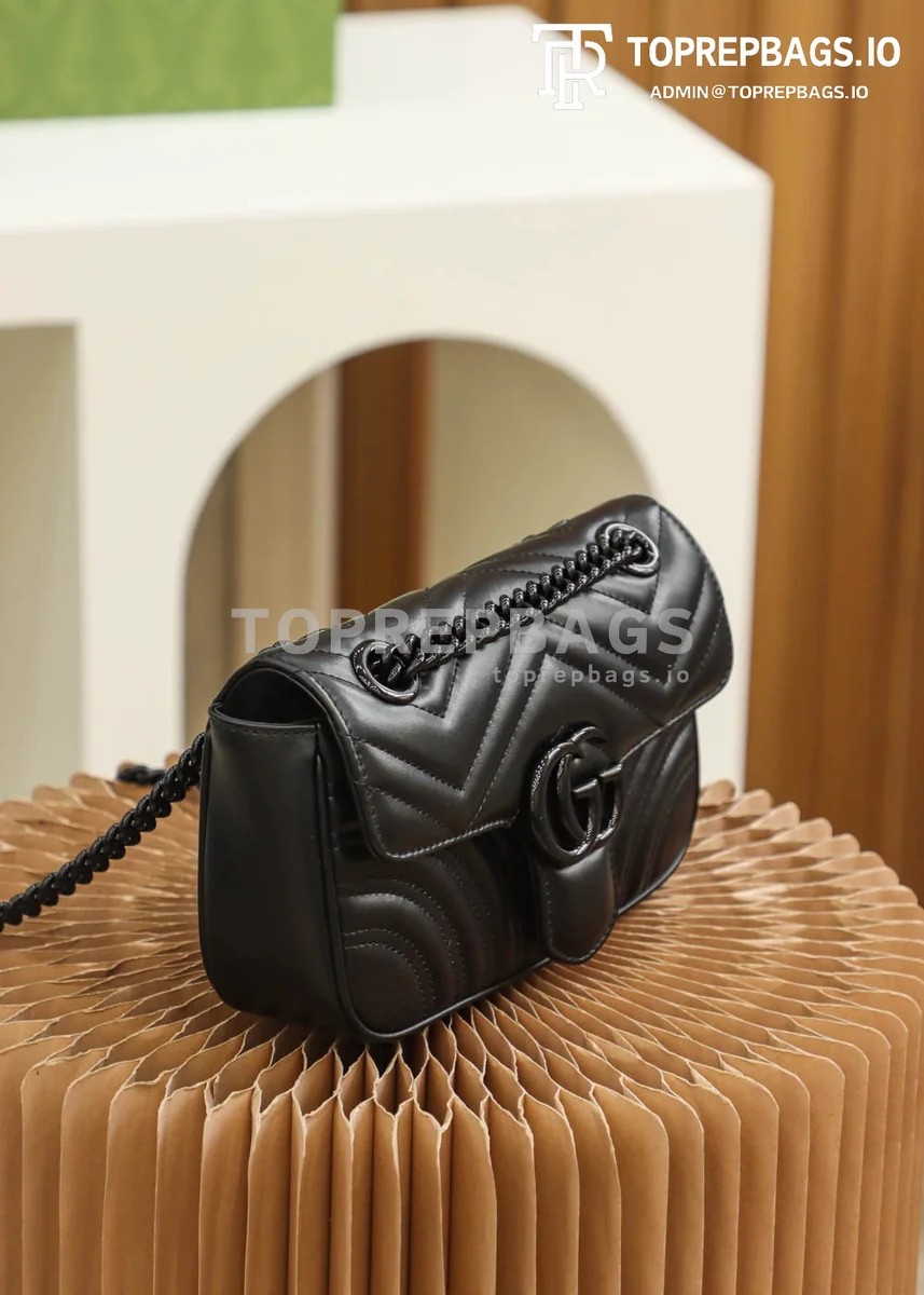 Gucci GG Marmont Mini in Black