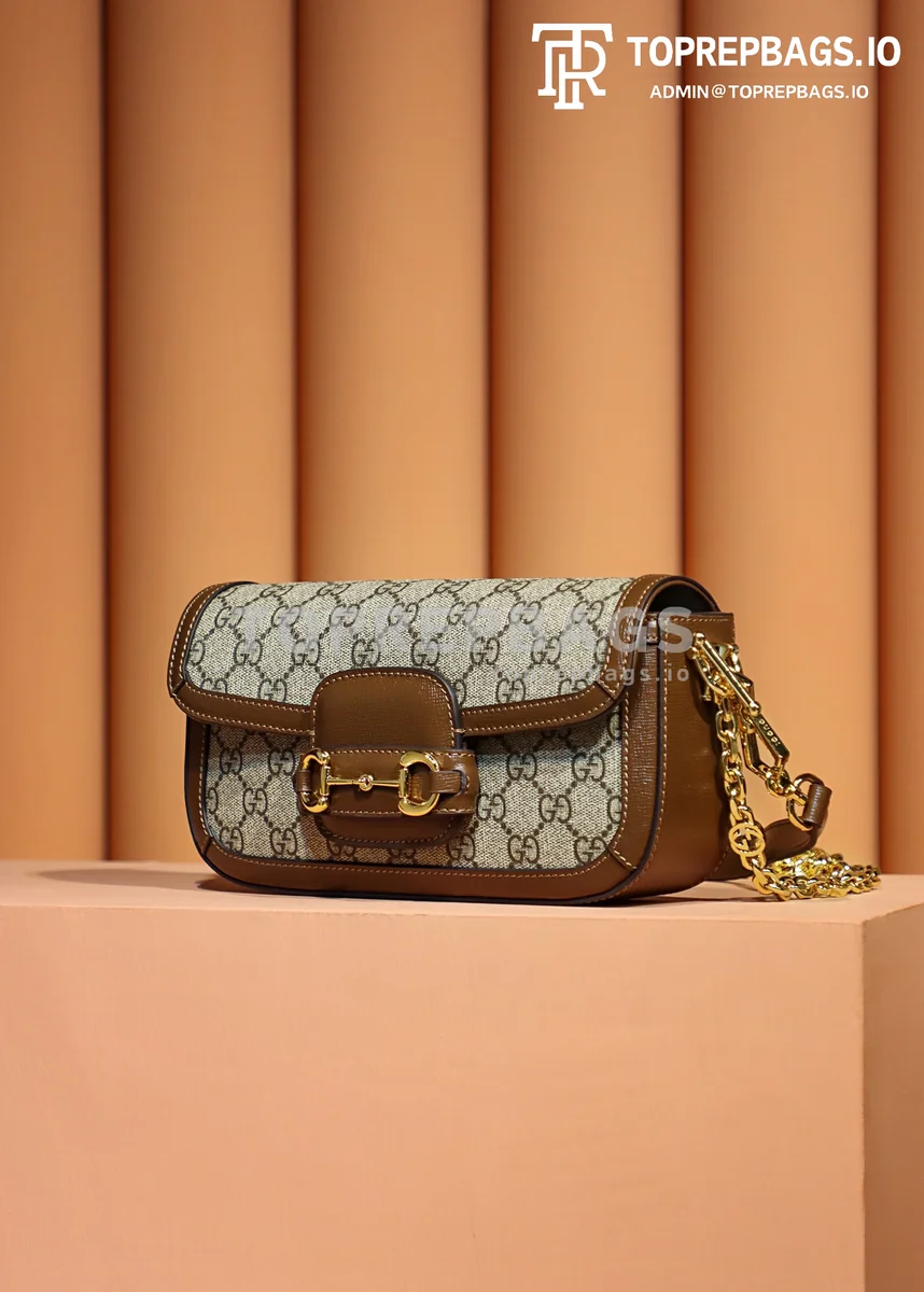 Gucci 1955 Horsebit Saddle in Beige